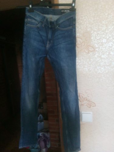 Parduodu naujus ir pusnaujus džinsus.