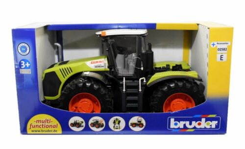Traktoriaus " Claas Xerion 5000" modelis, nuo 3 metų