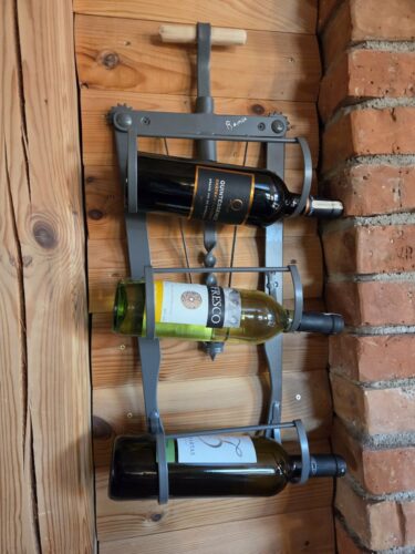 Vyno butelių lentyna